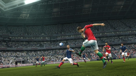 Nepřehlédněte nový PES 2012